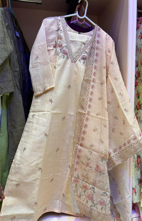Pastel Peach Chanderi-Sheen Floral Handwork 3-Pc Suit Set (Kurta, Pants & Dupatta)