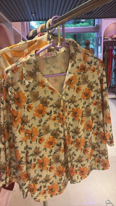 Collared Printed Tops Button Down / Half Placket